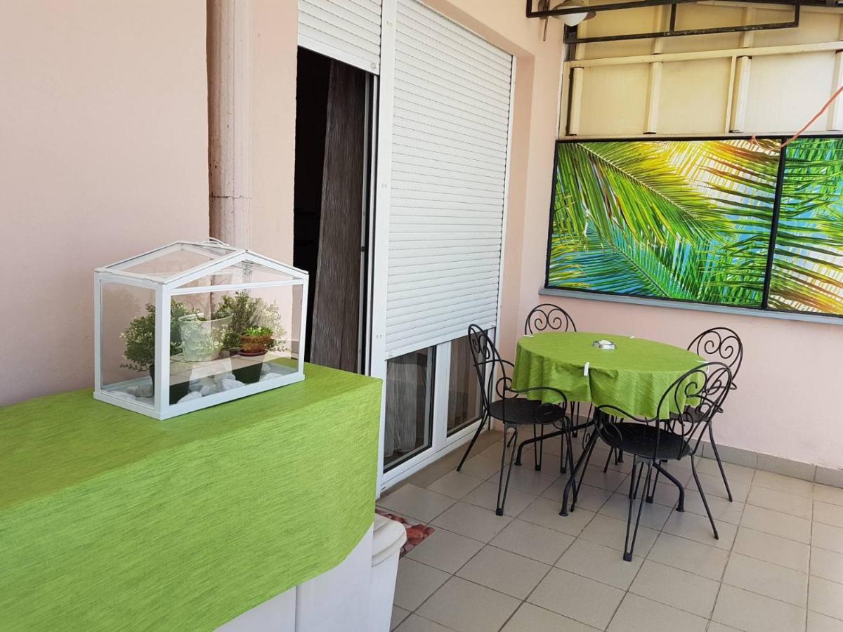 Ferienwohnung Jolie Belgrad Exterior foto