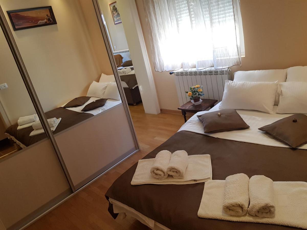 Ferienwohnung Jolie Belgrad Exterior foto